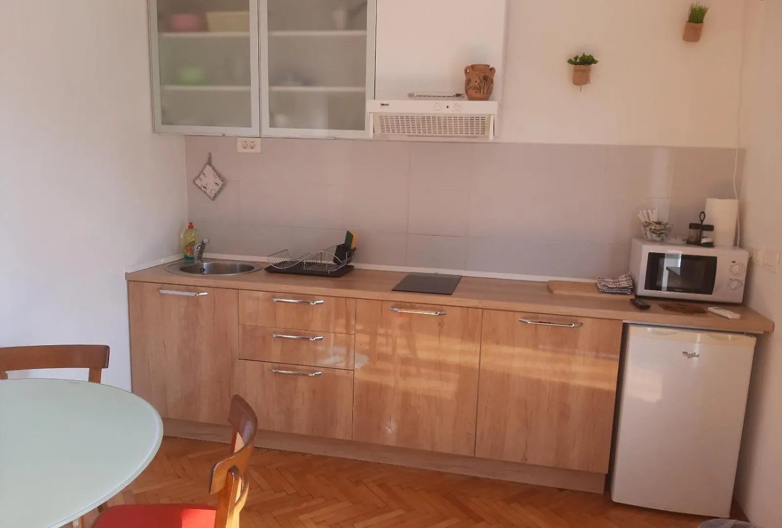 Apartmani Kadmen Ika 0*,  Kroatien