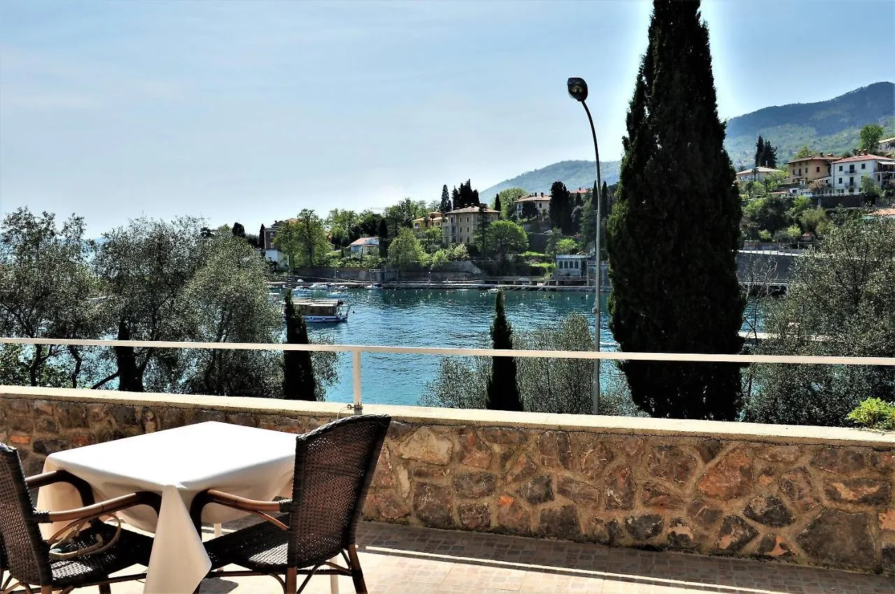 Apartmani Kadmen Ika Apartment